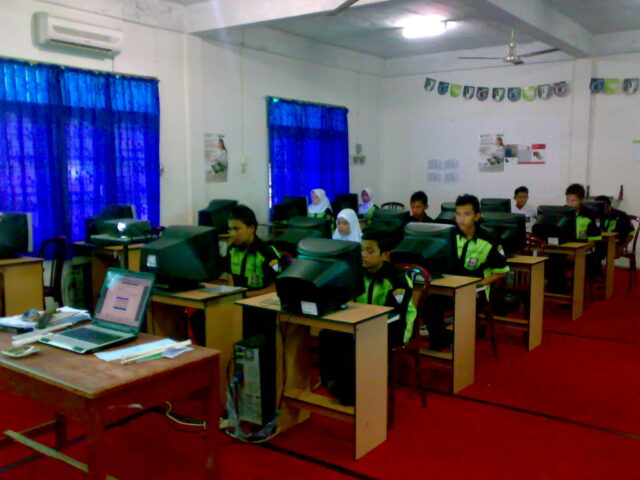 SMK Mhd 11 Sibuluan 